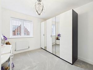 Bedroom- click for photo gallery